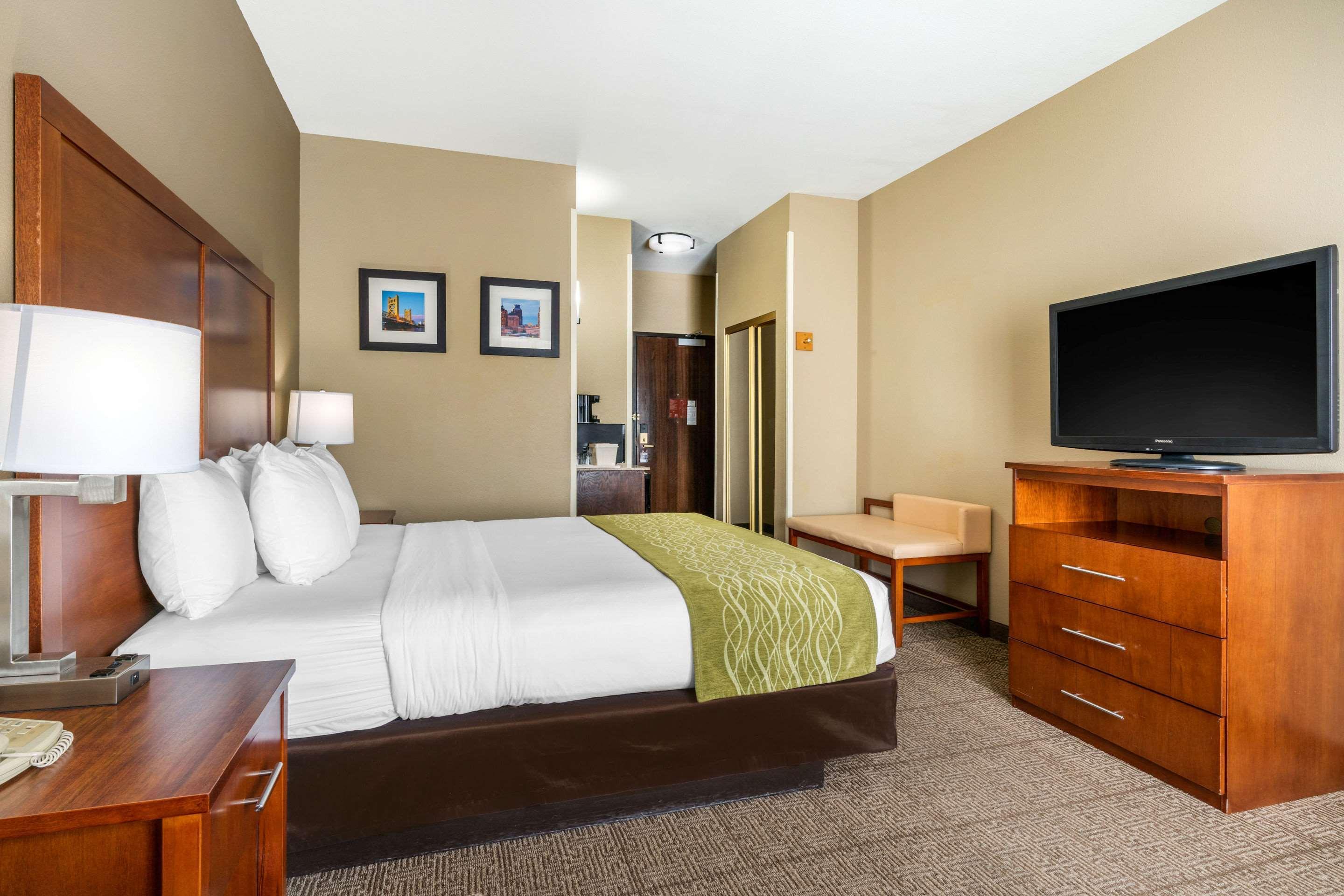 Comfort & - Area