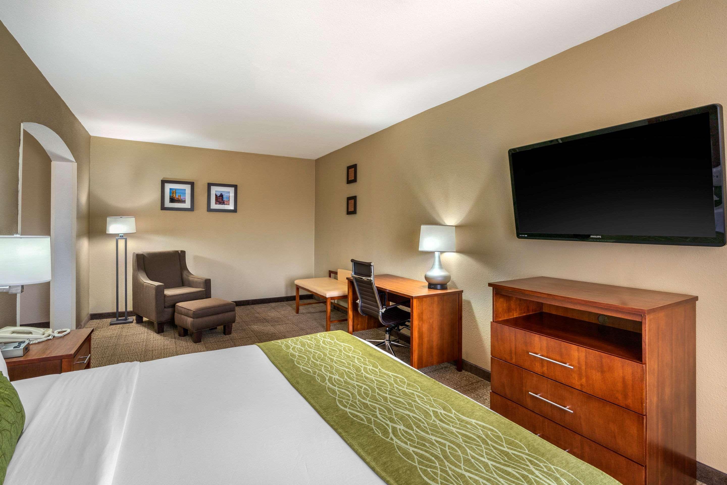 Comfort & - Area
