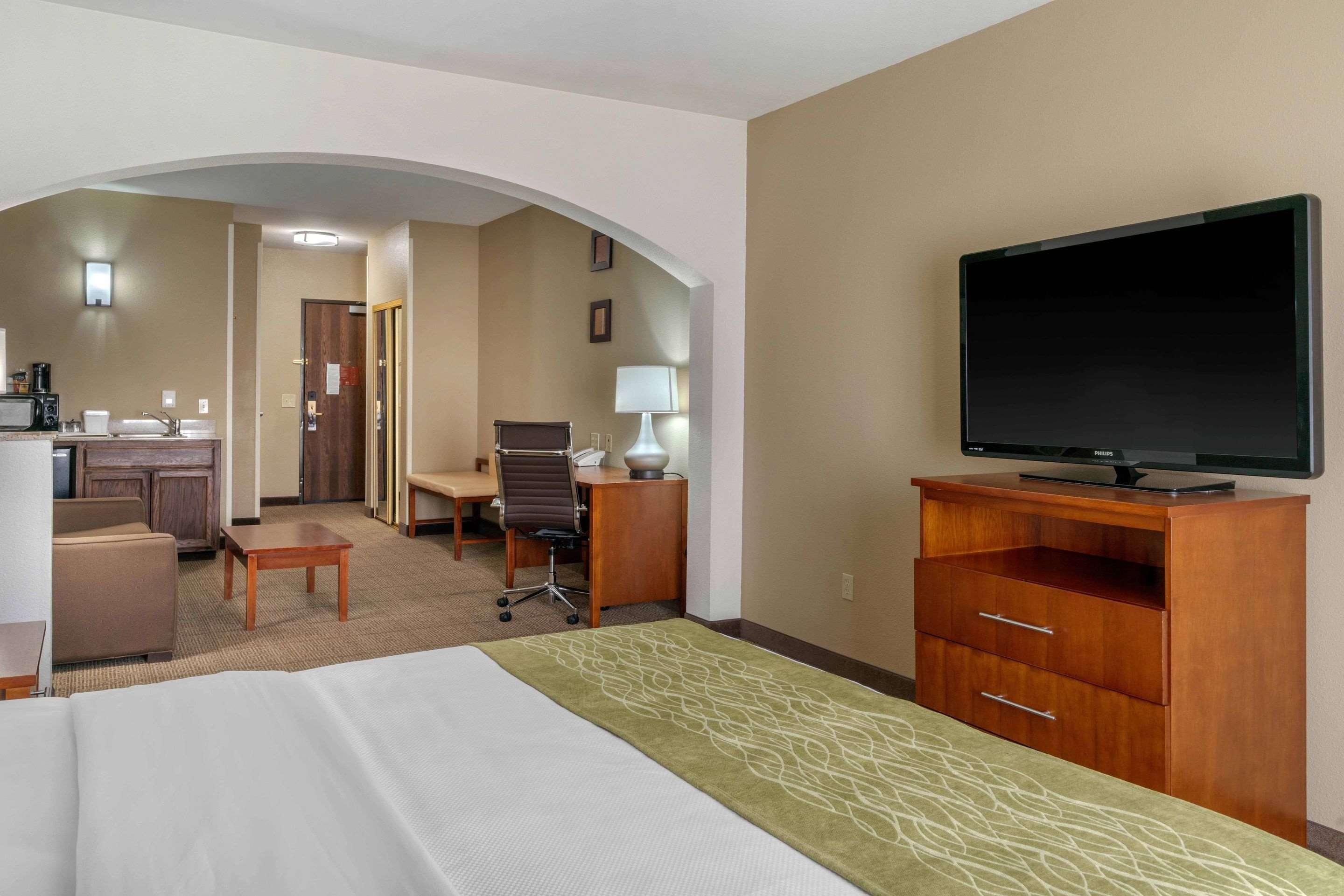 Comfort & - Area 3*