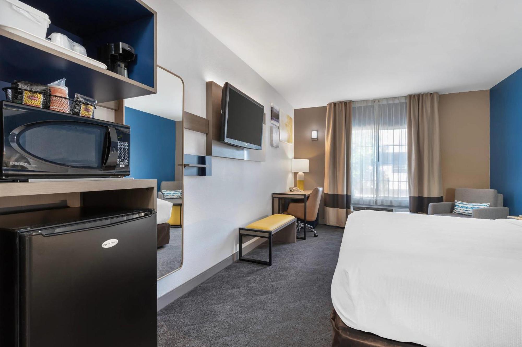 Hotel Comfort & - Area Sacramento