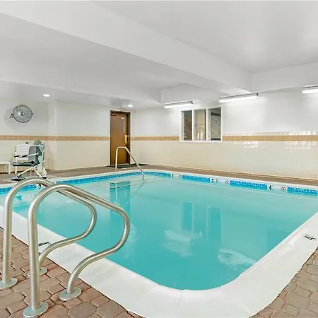 Comfort Inn & Suites Sacramento - University Area 