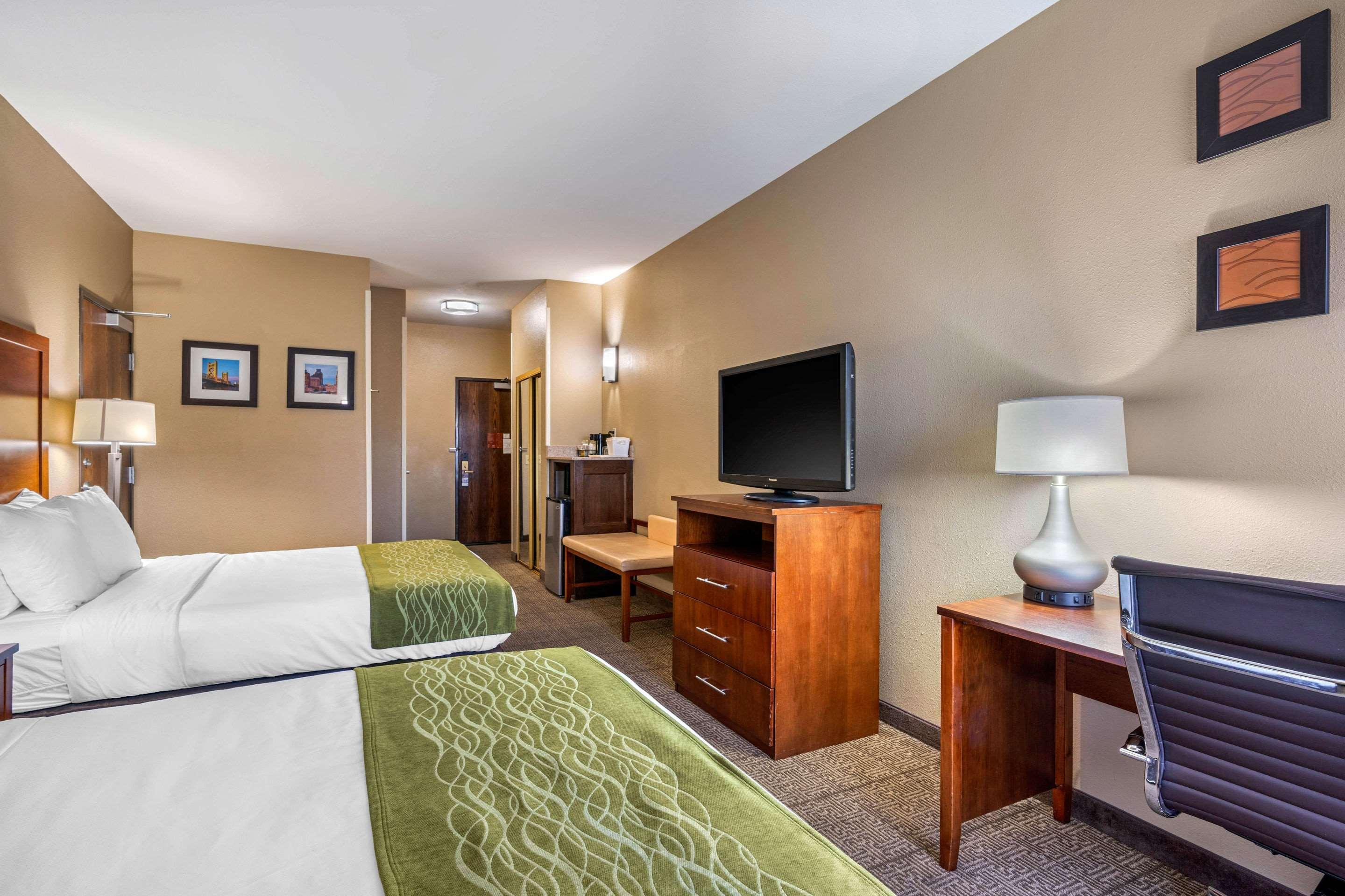 Hotel Comfort & - Area 3*