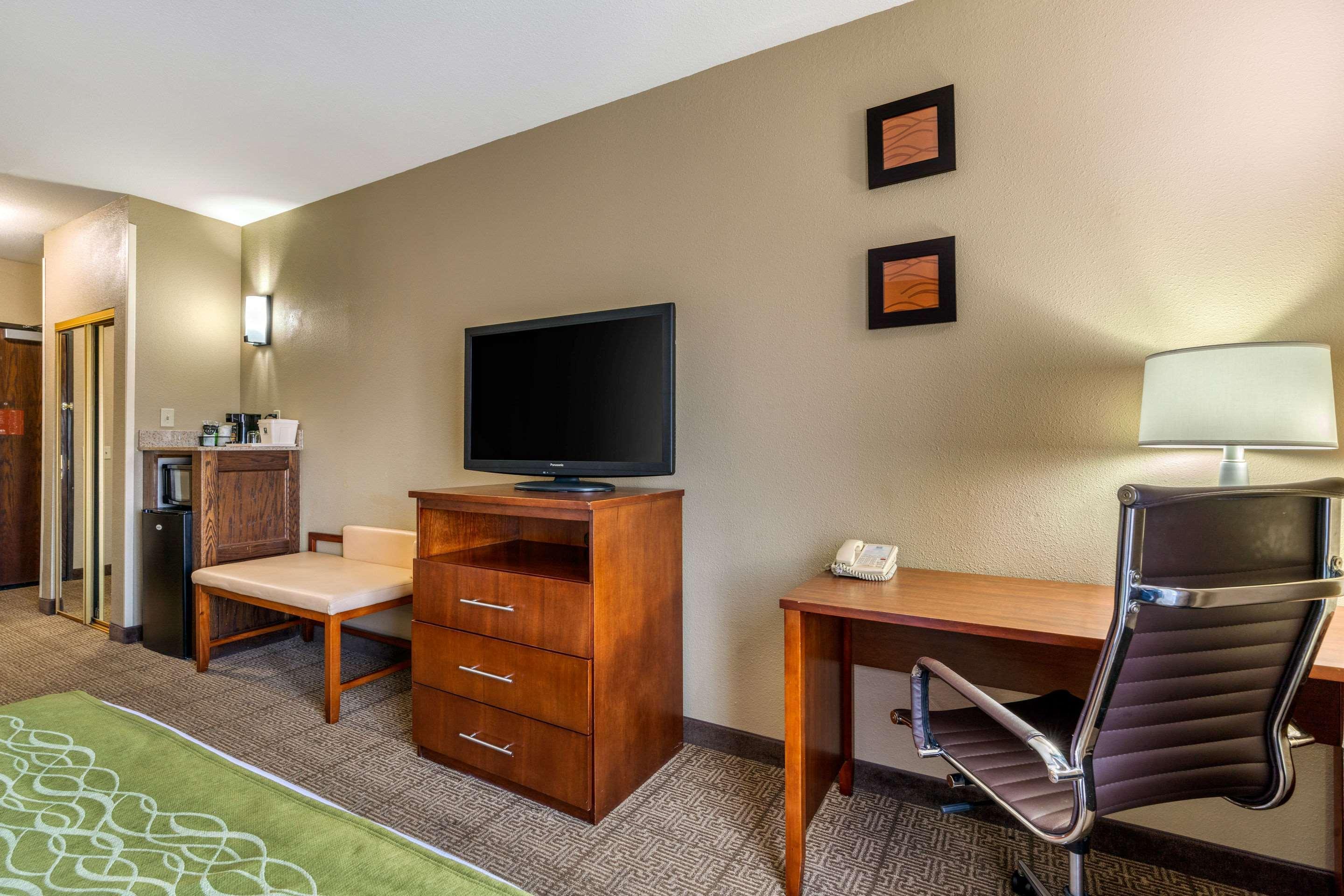 Comfort & - Area