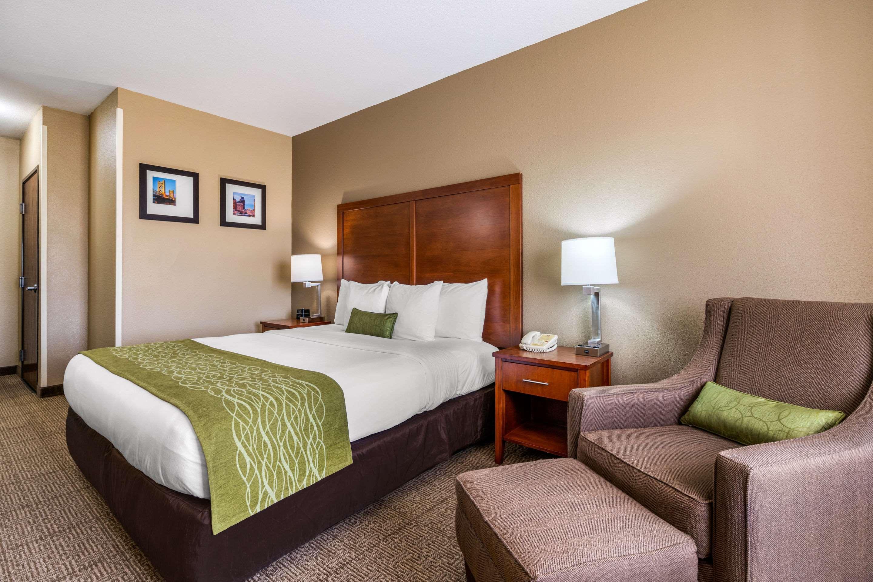 Comfort & - Area Hotel Sacramento