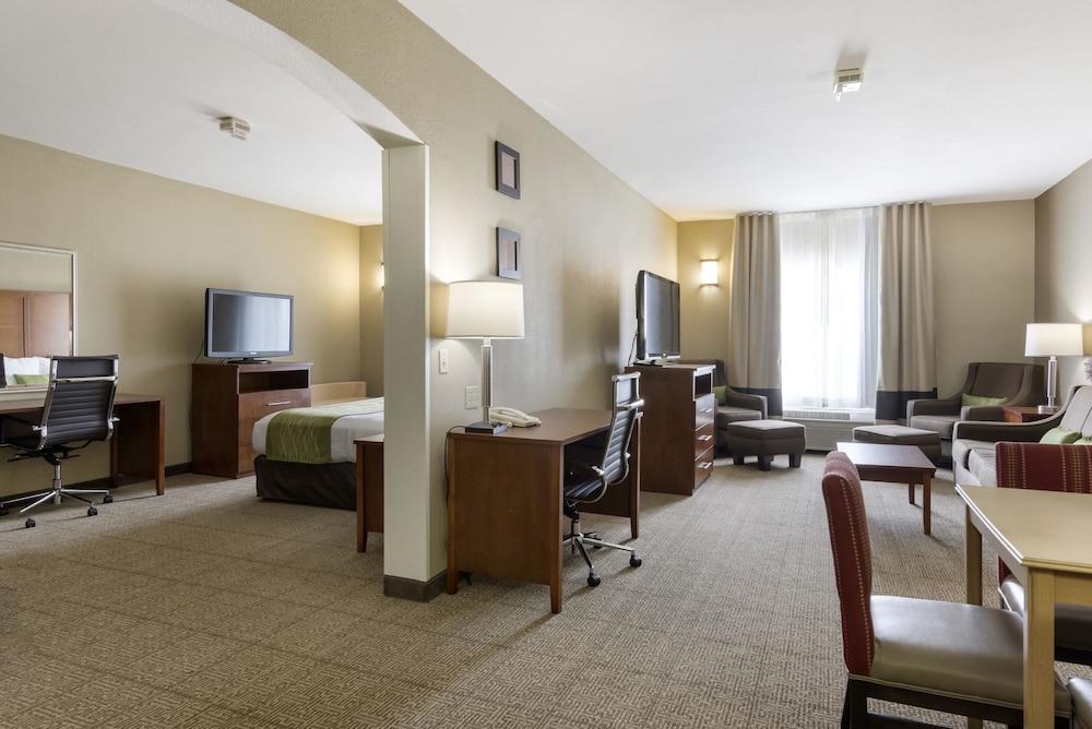 Hotel Comfort & - Area 3*