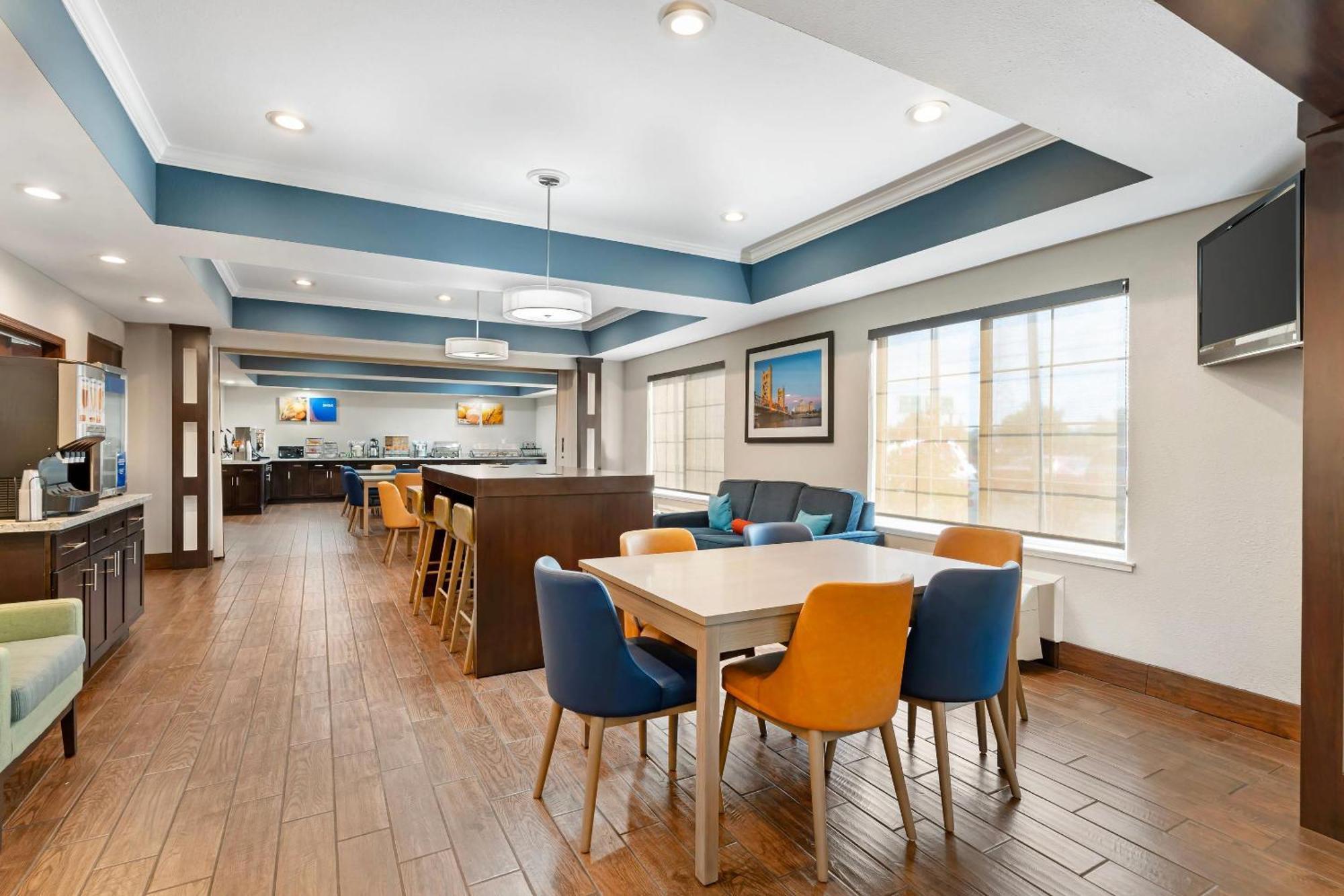 Comfort & - Area Hotel Sacramento