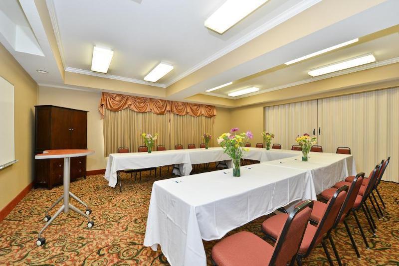 Comfort & - Area Hotel