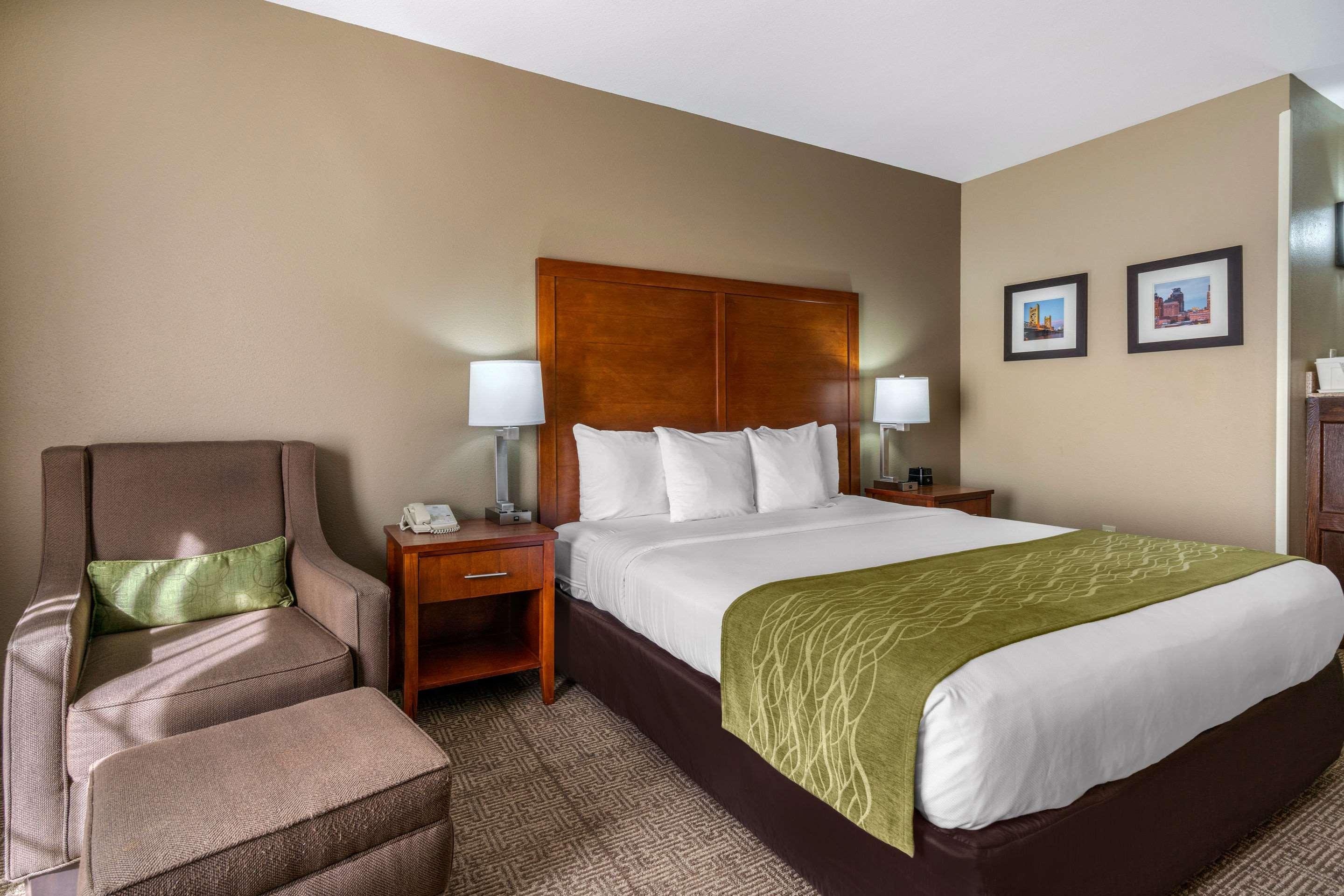 Comfort & - Area Hotel