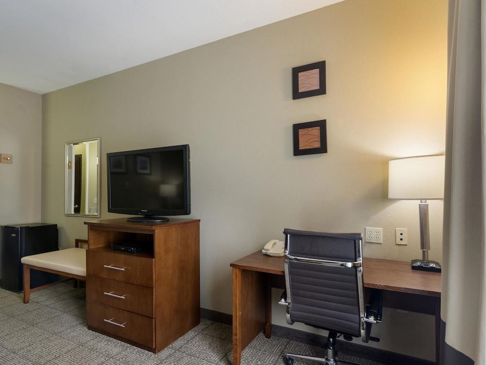 Comfort & - Area 3* Sacramento