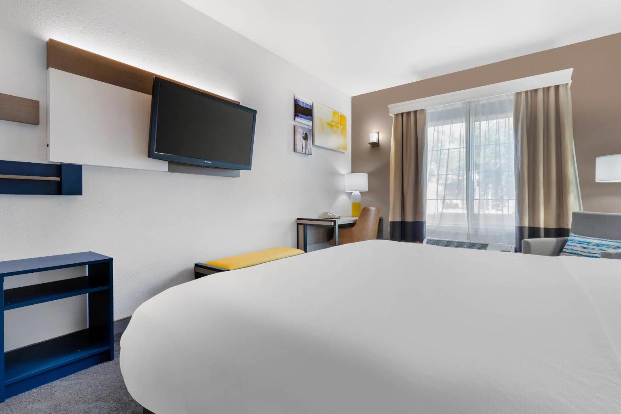 Comfort & - Area Hotel Sacramento